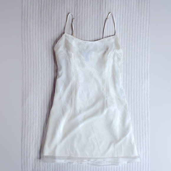 Forever 21 Dresses & Skirts - Little White Dress size Small